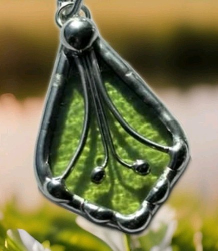 Paisley design green stained - design,