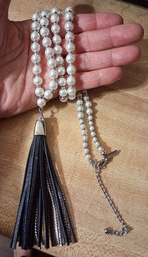 Glass pearl leather tassel - glass,