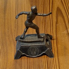 VINTAGE OLYMPIC ATHLETE FIGURE STATUE RUNNER WITH SPORTS EMBLEM PENCIL SHARPENER