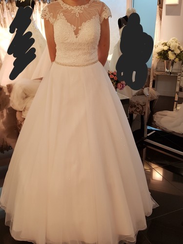 Ladies brand new wedding dress - new,