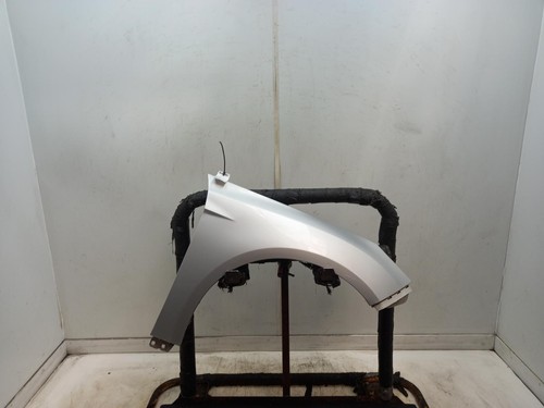 Ford focus right front wing - front,