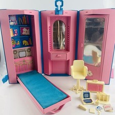 Barbie Doll Day-to-Night Home