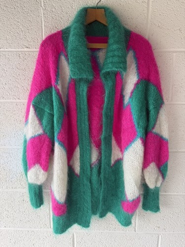 Vintage fluffy mohair hand - fluffy,
