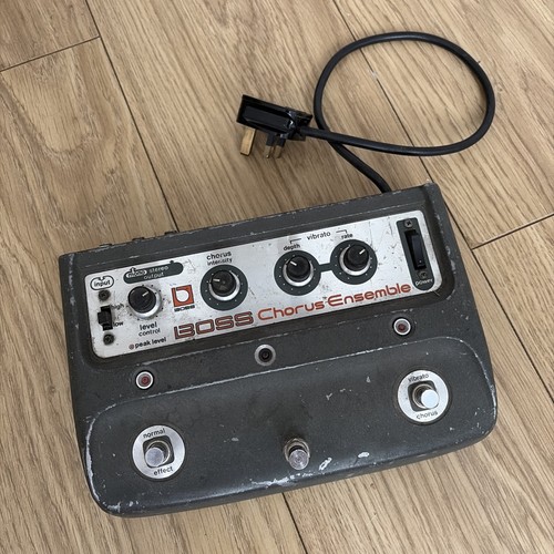 Boss chorus ensemble - ce-1,
