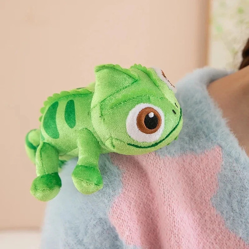 Disney tangled pascal shoulder - disney,