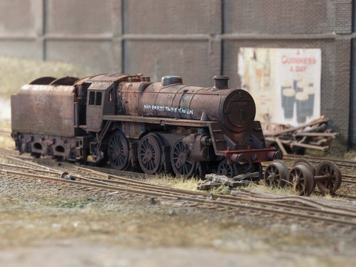 Scrapyard locomotive oo - locomotive,