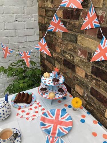 Union jack party - union, guests