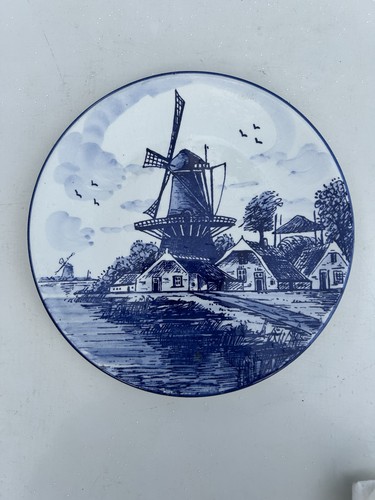 Delft blue handpainted - delft, holland