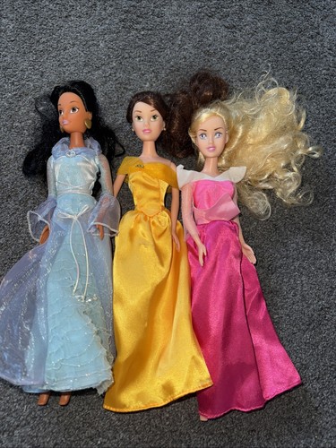 2010 disney barbie dolls - 2010,