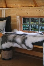 Faux Reindeer Rug (Grey)