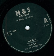 Fan Club - Night Caller - Used Vinyl Record 7 - U7420z