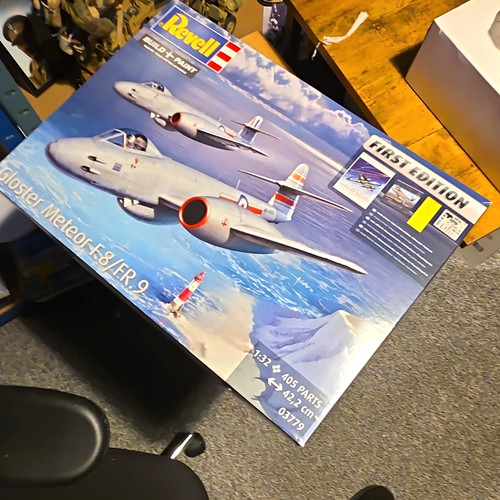 Revell gloster meteor fr 9 - revell,