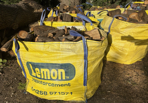 Bulk firewood logs tonne - bulk, 1