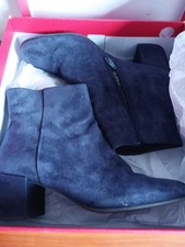 Hogl Navy Leather Suede Ankle Boots Zipped On Inside Of Leg Block Heel Size 7.5