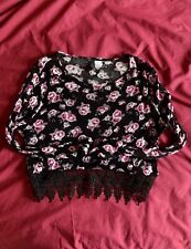 Pink and black rose Crop Top - from New Look - size XS