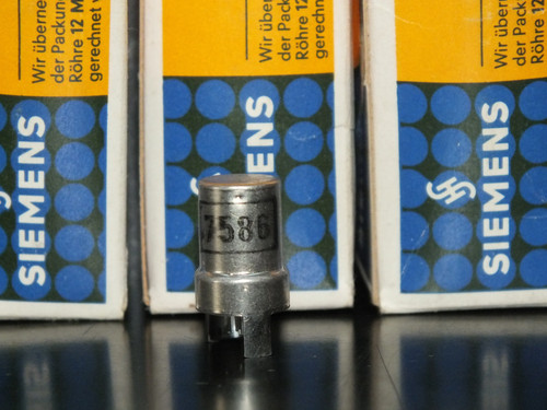 7586 siemens nuvistor hum and - nuvistor,