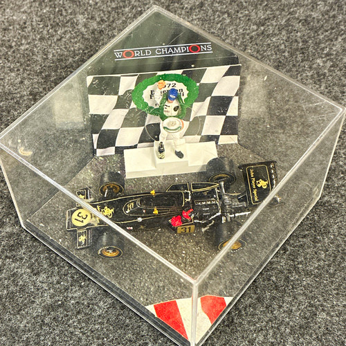 World champions lotus 72 - champions,
