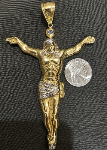 10kt gold jesus crucifix