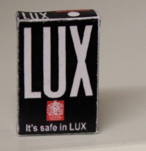Dolls house box of lux - house,