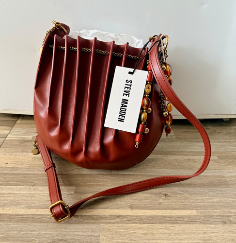 Steve madden desirae accordian - steve,