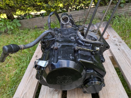 White knuckle 125 engine - white,
