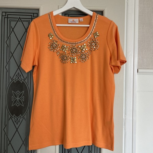 Quacker factory women beaded - quacker,