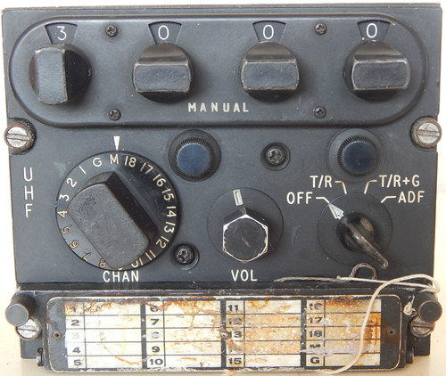 Aircraft arc52 uhf radio - uhf,