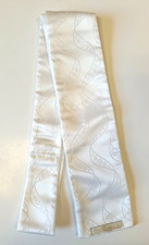 SELF TIE WHITE UNTIED STOCK
