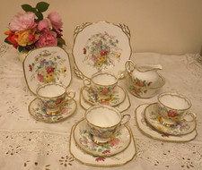 TUSCAN ENGLISH BONE CHINA SET 4 CUPS,SAUCERS & PLATES JUG, BOWL CAKE PLATE C8354