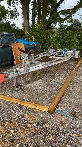 Trailers 2000kg twin - trailers,