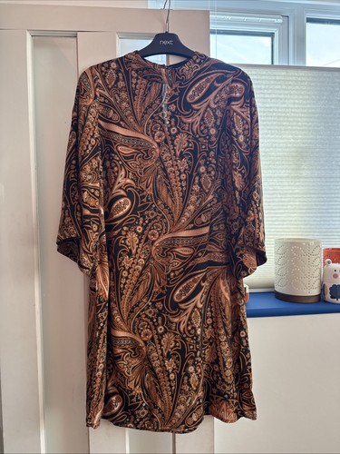 Worn once richard allen - h&m,