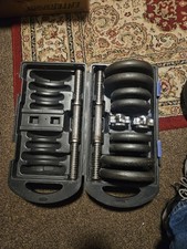 Steel Plate Dumbell Set 15kg Total Plates.  Steel Bars And Nuts Plus Carry Case