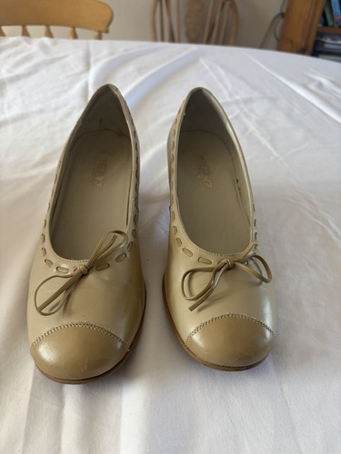 Hotter women beige court - women's,