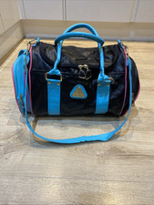 Vintage Head Holdall Bag Sports Gym Retro Black Aqua PinkFaux Leather With Strap