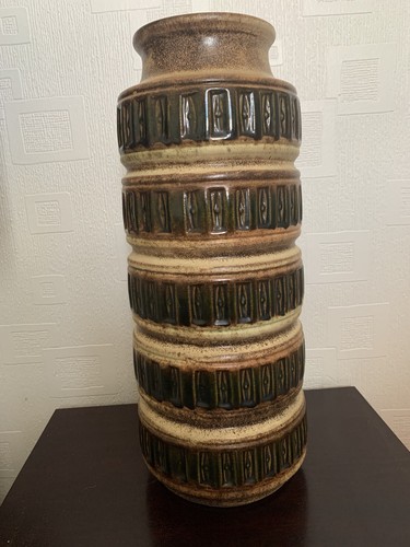 Large vintage scheurich - large, west