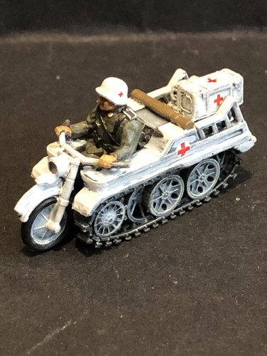 Ww2 german red cross - red,