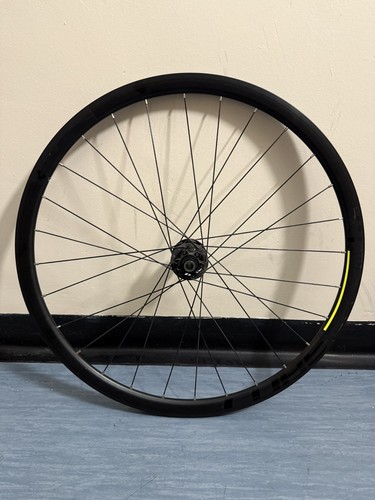 Cube attain race rear - race,