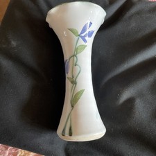 NP North Devon Vase 8” 