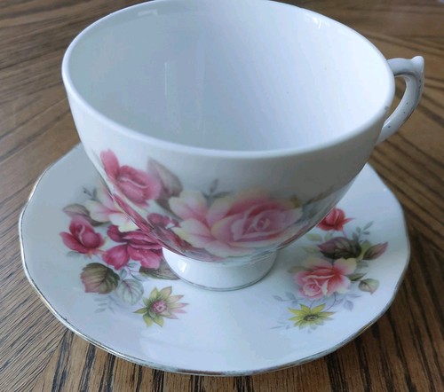 Vintage queen anne - queen, china
