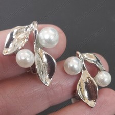 CLIP ON mirrored leaves PEARL