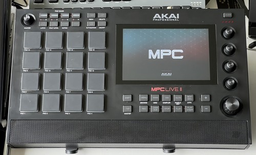 Akai mpc live 500gb - ii, ssd