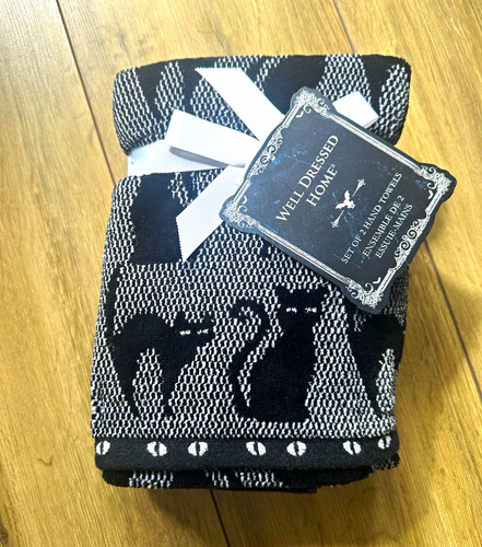 Well dressed home set 2 - well, of