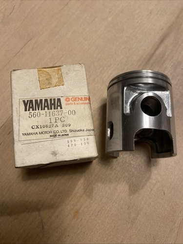 Genuine yamaha dt125 piston - genuine,