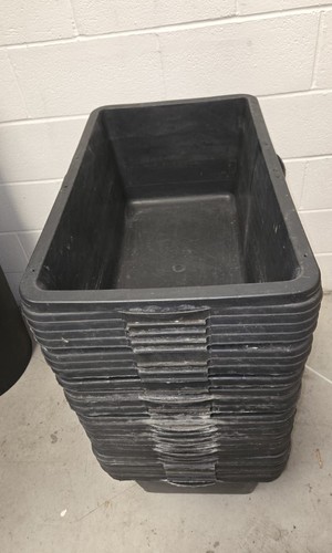 90l used plastic - 26,
