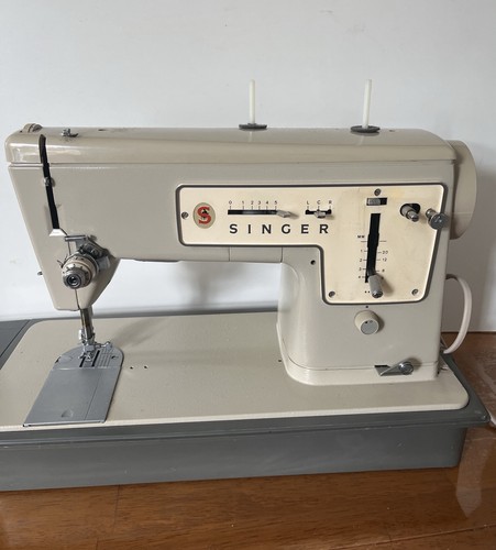 Singer sewing machine 447 - singer,