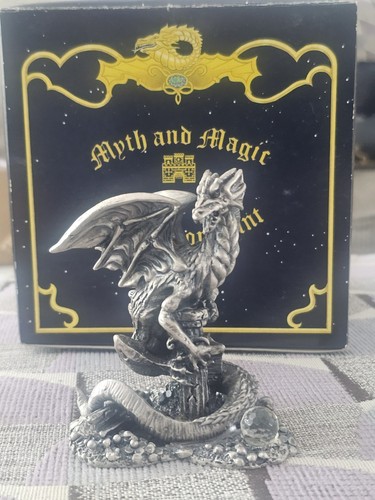 Myth and magic collectors club - collectors,