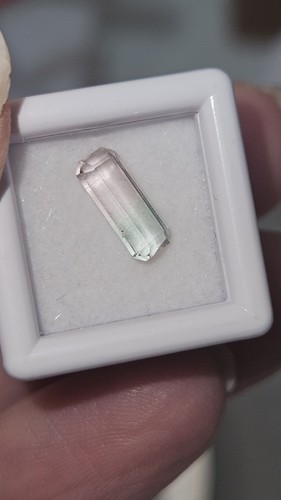 Stunning faceted natural - faceted,