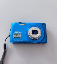 Blue Nikon coolpix s3300 digital camera, faulty (lens error, battery exhausted) 