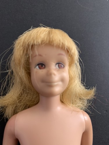 Barbie scooter doll straight - scooter,