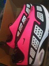 Nike Air Max SNDR Hyper Pink